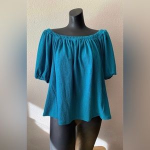 Anthropologie Elodie Size Small Off the Shoulder Blouse